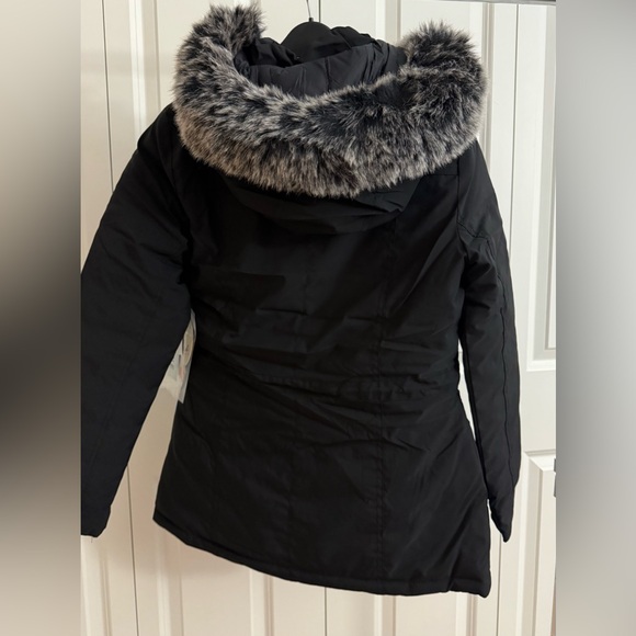 NWT Snobbish Women's double face Black Ski Jacket with Faux Fur Hood Size S - Picture 4 of 17
